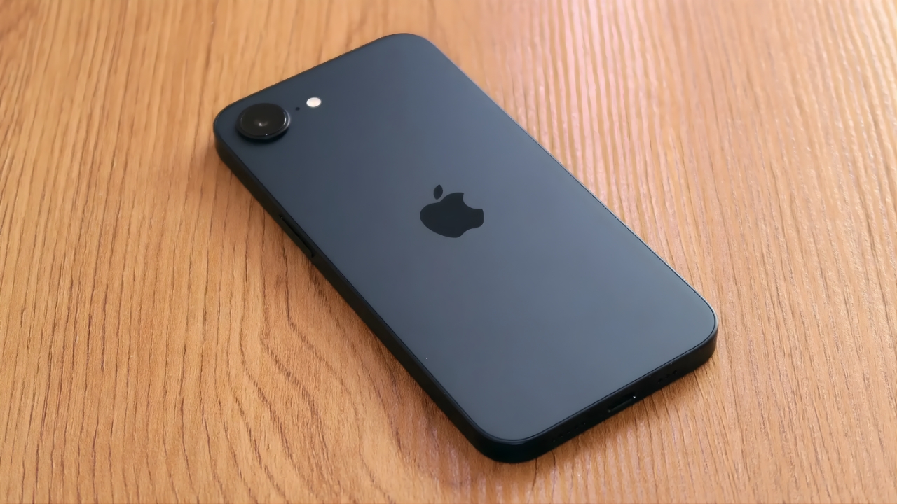 iPhone 17e Leaks Reveal Affordable Apple Flagship with Big Upgrades